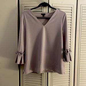 Gently used/new business casual blouses/sweaters